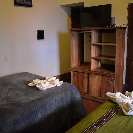 Dionisio Inn Антигуа-Гватемала Экстерьер фото